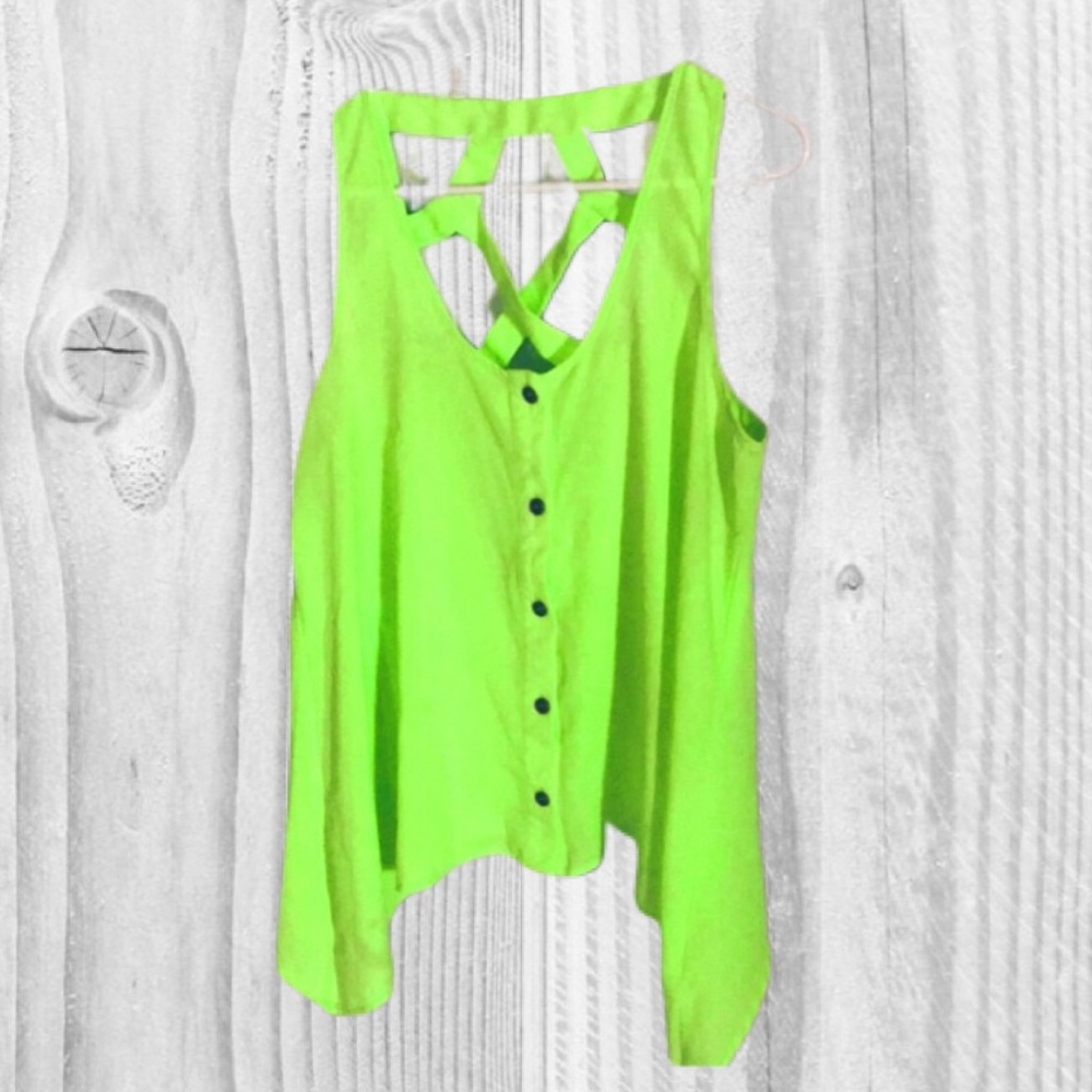 🍁 Studio Y Neon Green Button Down Tank Top